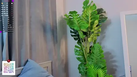 YaYaGirls stripchat stream image