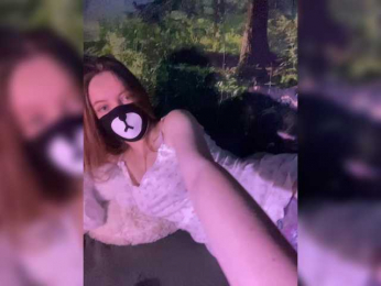 -Summer- bongacams stream image