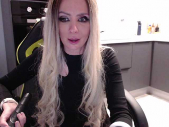 blondalina bongacams stream image