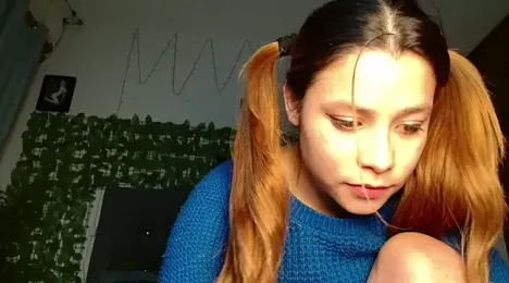 3littleschoolteens stripchat stream image