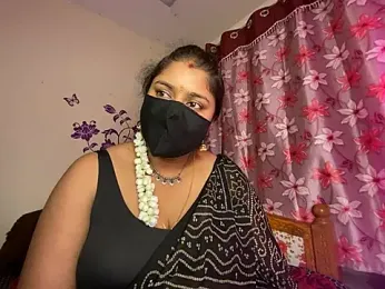 LouleyRanii stripchat stream image