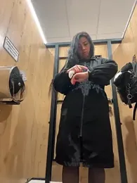 CrazzyChicks stripchat stream image