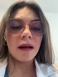 alicee16 stripchat stream image