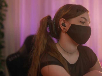 arimass bongacams stream image