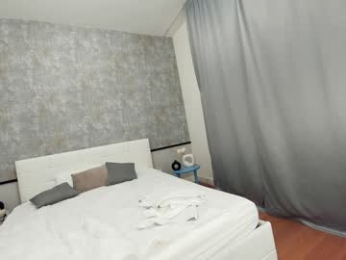 ehotlovea chaturbate stream image