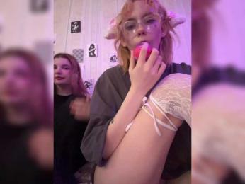 Molly-and-Ewa bongacams stream image, 21.04.2025 04:50