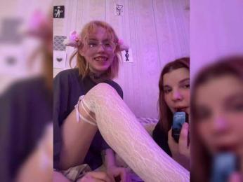 Molly-and-Ewa bongacams stream image, 21.04.2025 04:50