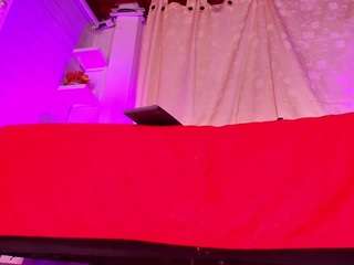 mssbombom camsoda stream image