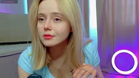 StarrShinee stripchat stream image