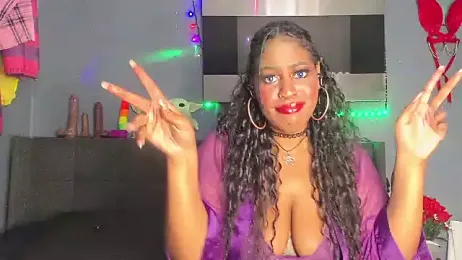 AmazonianMistress stripchat stream image