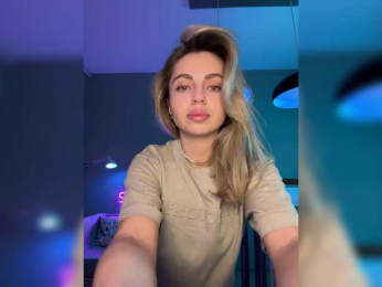 Nataliecroys bongacams stream image