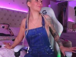 aliciarey camsoda stream image