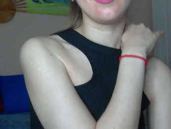 Lolakisss bongacams stream image