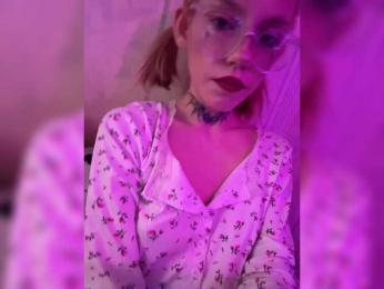 Molly-and-Ewa bongacams stream image, 24.04.2025 03:30