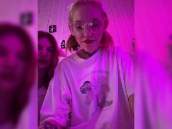 Molly-and-Ewa bongacams stream image, 24.04.2025 03:30