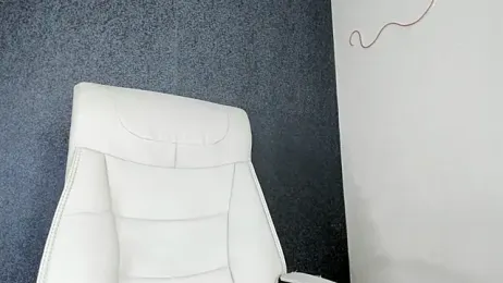 taeni_lara stripchat stream image