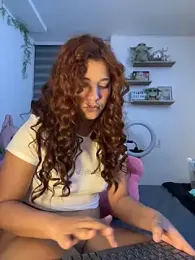 crystal_bunny7 stripchat stream image