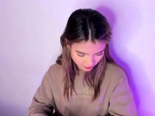 emyliesander camsoda stream image