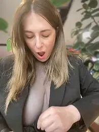 MommmyYummy stripchat stream image