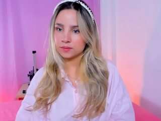 vaiolet-rose camsoda stream image