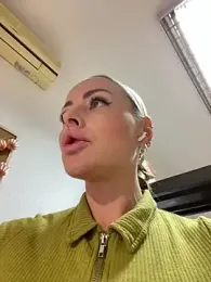 EmaSalis stripchat stream image