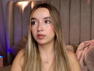 Mila Fiorela flirt4free stream image, 25.04.2025 23:00