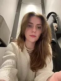 MariiD stripchat stream image