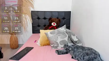 emma_andrew1 stripchat stream image