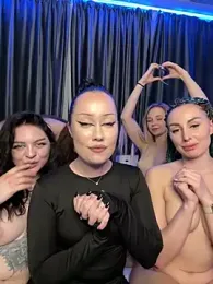 RollingGirls stripchat stream image