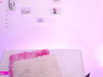 LiaTomson bongacams stream image