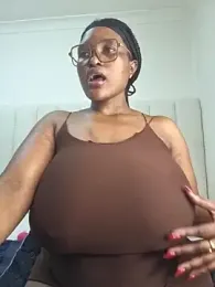 Bustygoddess32 stripchat stream image