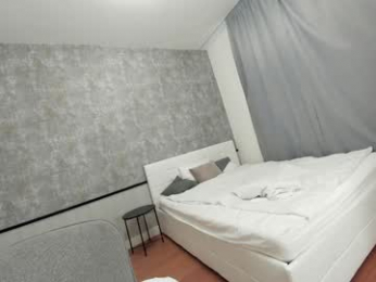 ehotlovea chaturbate stream image