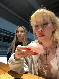 babydolll stripchat stream image