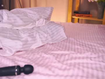 oki_dokie chaturbate stream image