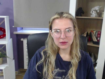 Soft-Zoey bongacams stream image