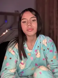 Laura-Khalifa stripchat stream image