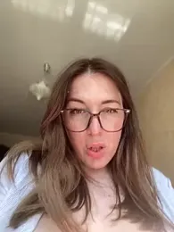 MommmyYummy stripchat stream image