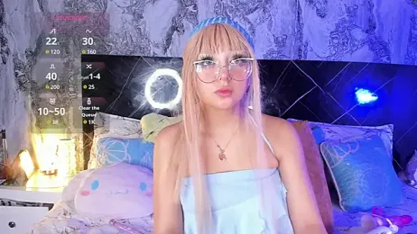 EmilyyGomez stripchat stream image