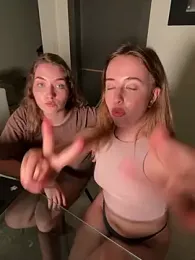 Nura_n_Sarah stripchat stream image