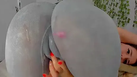 RedAssHottie stripchat stream image