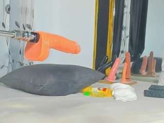 h0t-chocolate camsoda stream image