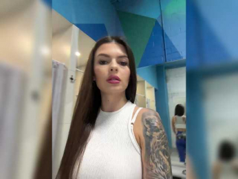 Oops_kiraa bongacams stream image