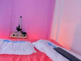 vaiolet-rose camsoda stream image