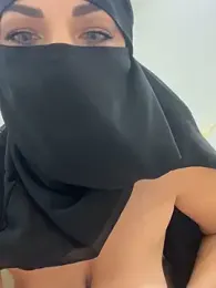 Amberonee31 stripchat stream image