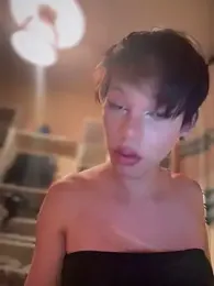 Carlita_cute stripchat stream image