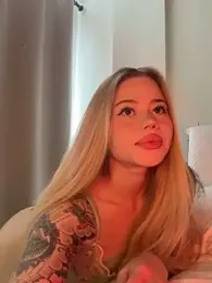 curchez_ stripchat stream image