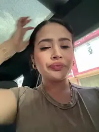 Sara_fun stripchat stream image