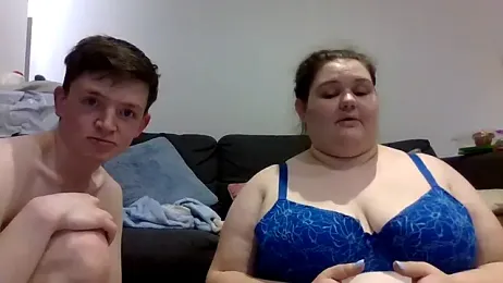 curvy_crystal stripchat stream image