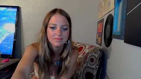 molly_witha_chance stripchat stream image