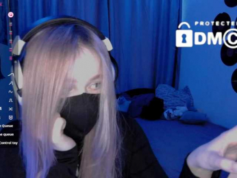 qwertikcam bongacams stream image